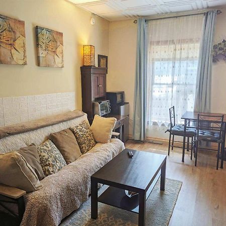 Uptown Area, Cozy King Suite, Quiet And Private, Free Parking, Walk To Restaurants Charlotte Luaran gambar